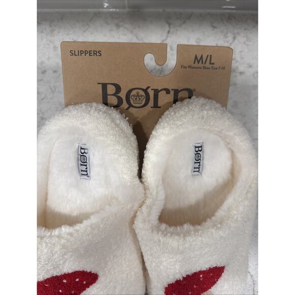 Born RETRO MUSHROOM Embroidered Ladies M/L Size 7-10 Slippers House Shoes NEW - Picture 2 of 6